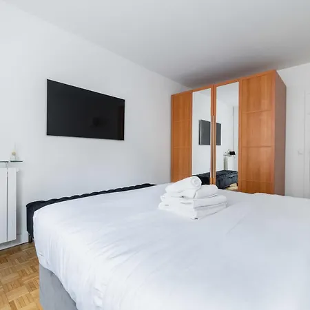 3 Pieces Porte Maillot - 16 - 4p * Paris